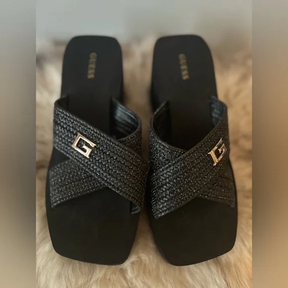 Guess Danvi platform sandal - Picture 5 of 14